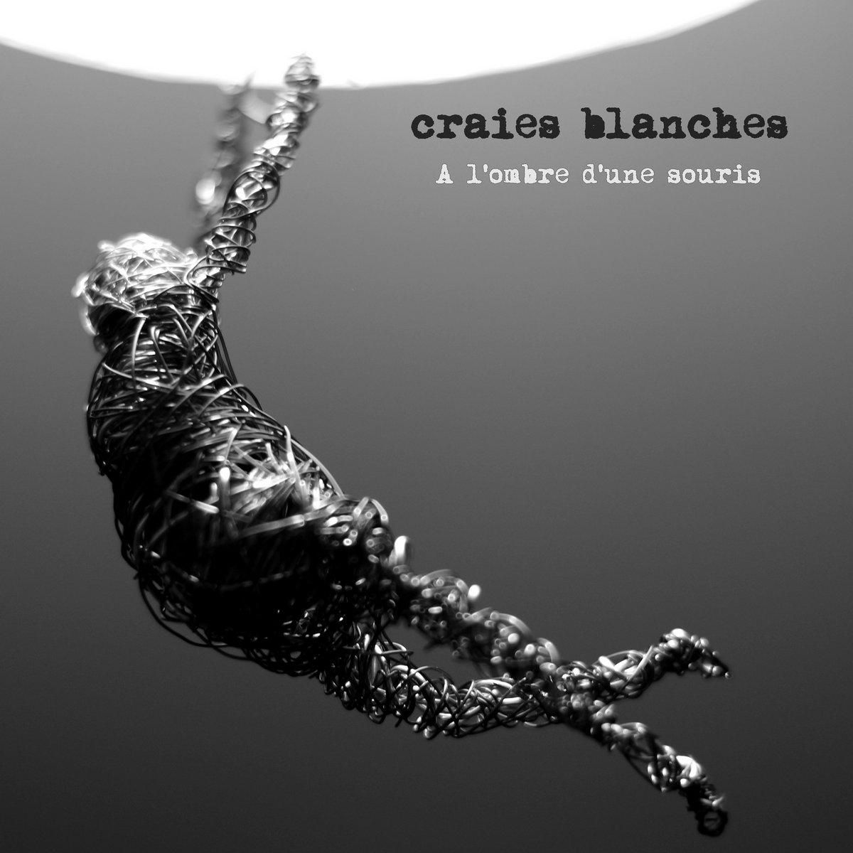 Craies blanches A lombre dune souris