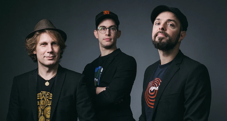 feu far est unlimited.jpg